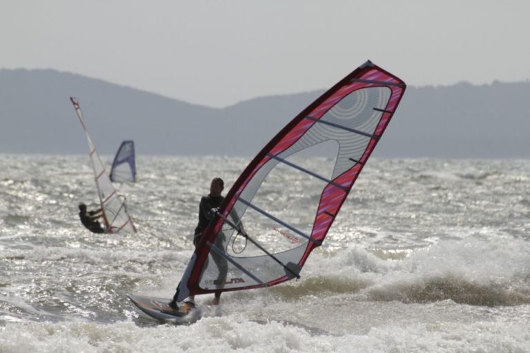 Windsurfing, narty wodne i kajaki-wodne szaleństwo